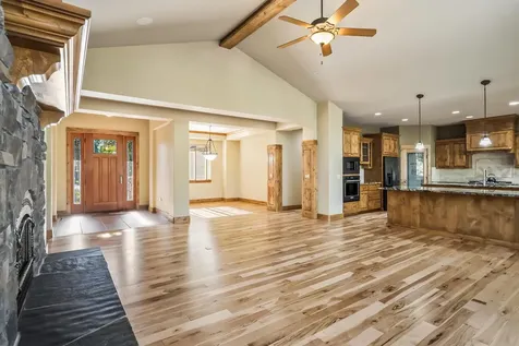8787 Merlin Drive Redmond OR 97756