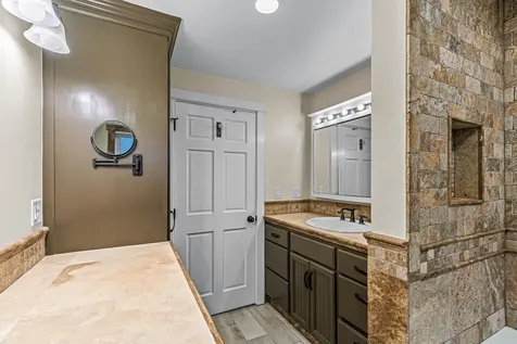 3734 Scenic Avenue Central Point OR 97502