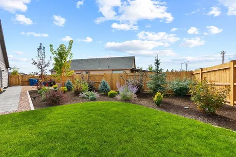 3565 NW 9th Court Redmond OR 97756