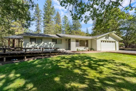 857 Azalea Drive Grants Pass OR 97526