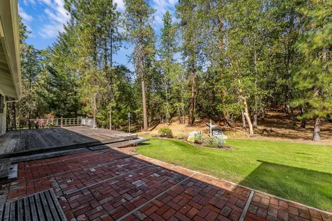 857 Azalea Drive Grants Pass OR 97526
