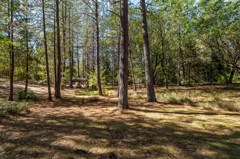 857 Azalea Drive Grants Pass OR 97526