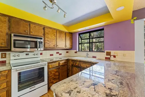857 Azalea Drive Grants Pass OR 97526