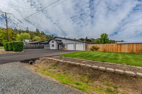 2810 Georgia Street Medford OR 97501