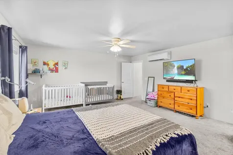 3426 Sharon Way White City OR 97503