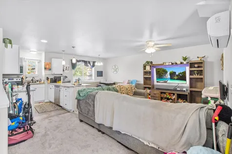 3426 Sharon Way White City OR 97503