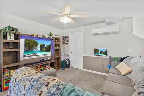 3426 Sharon Way White City OR 97503