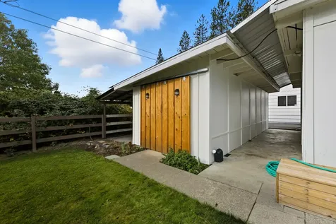 3280 New Hope Road Grants Pass OR 97527