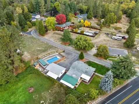 3280 New Hope Road Grants Pass OR 97527