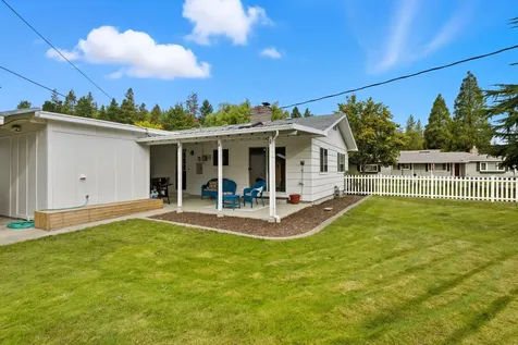 3280 New Hope Road Grants Pass OR 97527