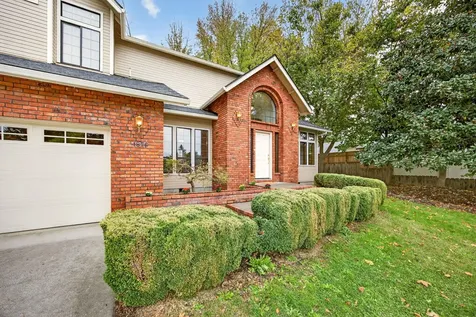 1876 Inglewood Drive Medford OR 97504