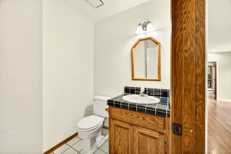 1876 Inglewood Drive Medford OR 97504