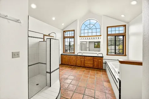 1876 Inglewood Drive Medford OR 97504