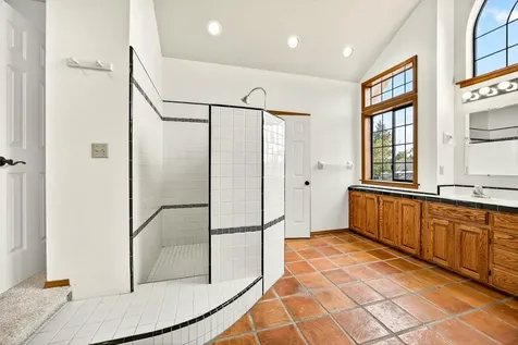 1876 Inglewood Drive Medford OR 97504