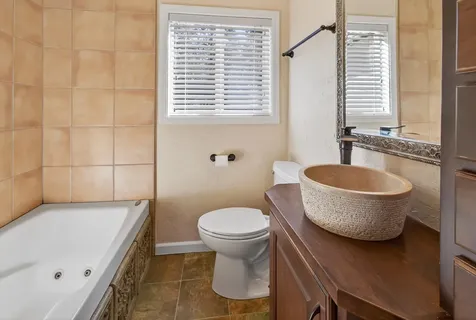 1532 NE 9th Street Bend OR 97701