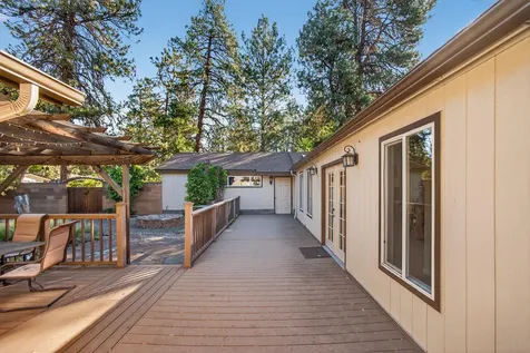 1532 NE 9th Street Bend OR 97701