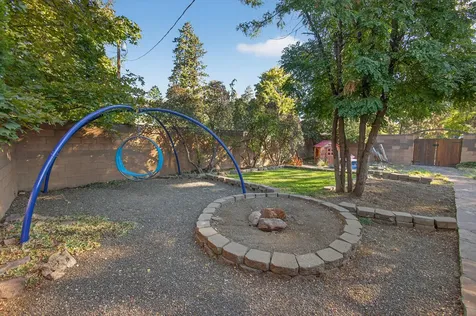 1532 NE 9th Street Bend OR 97701