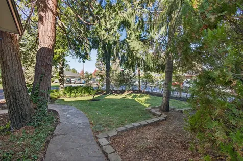 1532 NE 9th Street Bend OR 97701