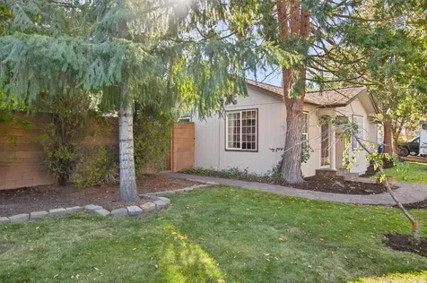 1532 NE 9th Street Bend OR 97701