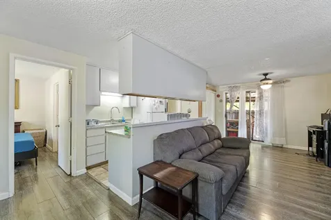 1190 4th Avenue Gold Hill OR 97525