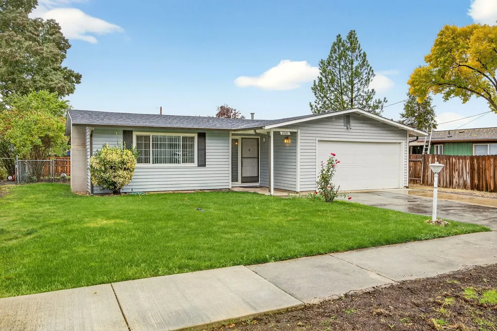 2541 Gould Avenue Medford OR 97504
