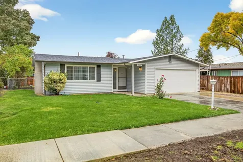 2541 Gould Avenue Medford OR 97504