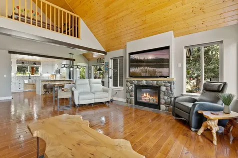 3192 NW Golf View Drive Bend OR 97703