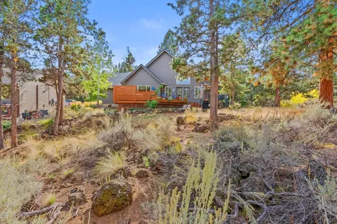 3192 NW Golf View Drive Bend OR 97703