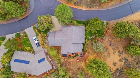 3192 NW Golf View Drive Bend OR 97703