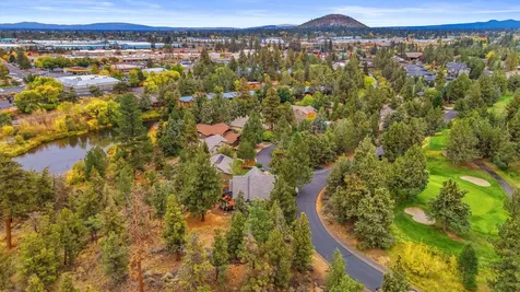 3192 NW Golf View Drive Bend OR 97703