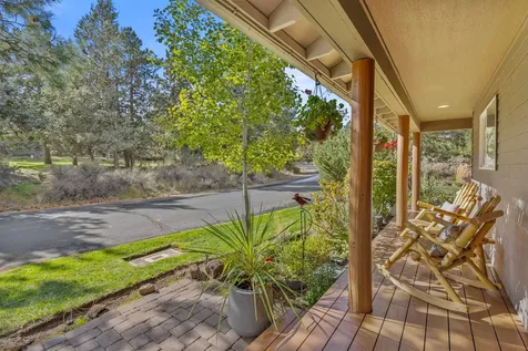 3192 NW Golf View Drive Bend OR 97703