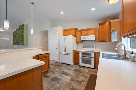 60026 Turquoise Road Bend OR 97702