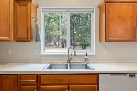 60026 Turquoise Road Bend OR 97702