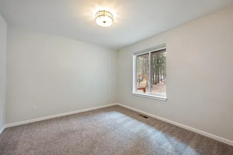 60026 Turquoise Road Bend OR 97702