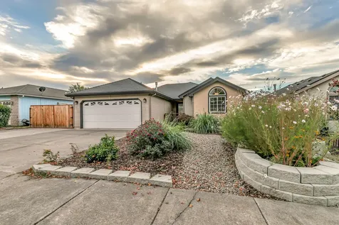 1752 Sandpiper Drive Medford OR 97501