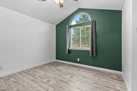 1752 Sandpiper Drive Medford OR 97501