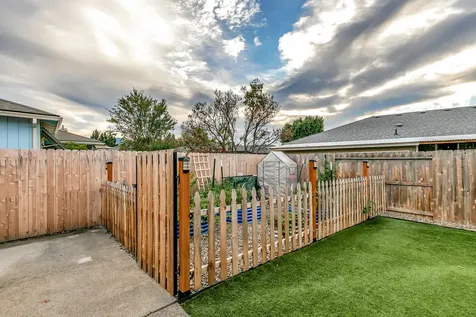 1752 Sandpiper Drive Medford OR 97501