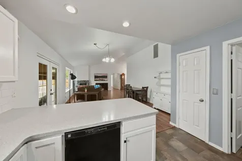 2723 NW 15th Street Redmond OR 97756