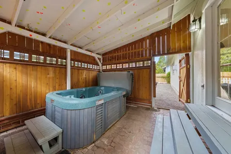 2723 NW 15th Street Redmond OR 97756