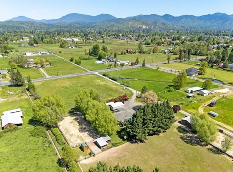 3313 Redwood Avenue Grants Pass OR 97527
