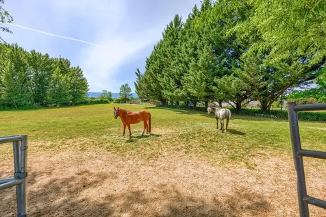 3313 Redwood Avenue Grants Pass OR 97527