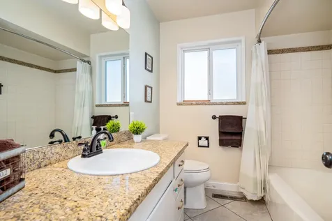 1461 Johnson Street Medford OR 97504