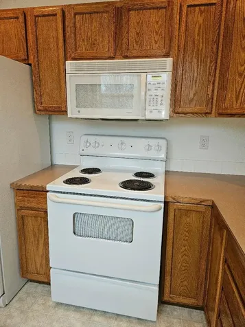 1297 NE 3rd Street Redmond OR 97756