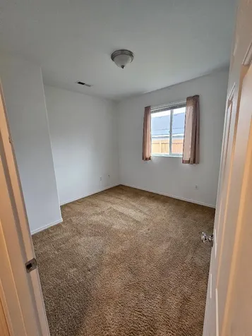 1297 NE 3rd Street Redmond OR 97756