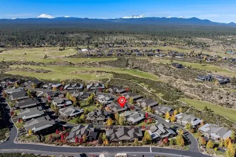 61354 Triple Knot Road Bend OR 97702