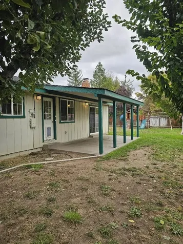 5200 Bartlett Avenue Klamath Falls OR 97603