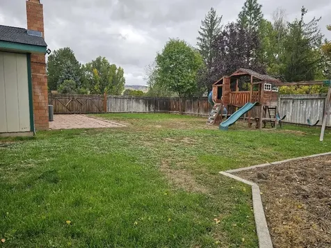 5200 Bartlett Avenue Klamath Falls OR 97603