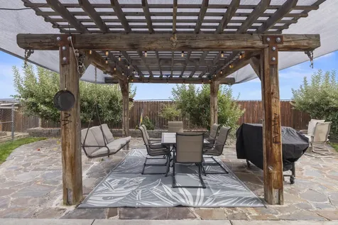 5656 Mickshelly Circle Klamath Falls OR 97603