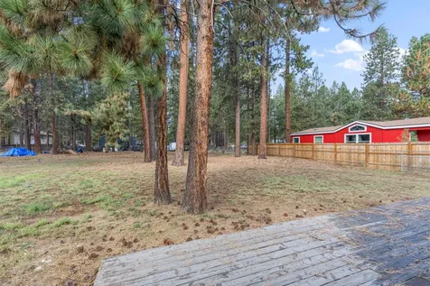 59895 Cheyenne Road Bend OR 97702