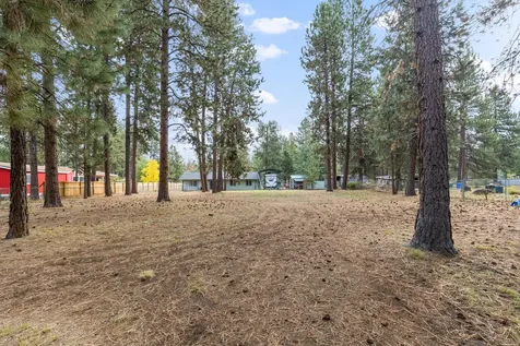 59895 Cheyenne Road Bend OR 97702